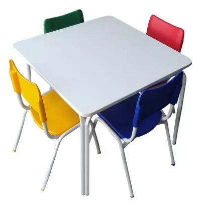 MESA QUADRADA INFANTIL